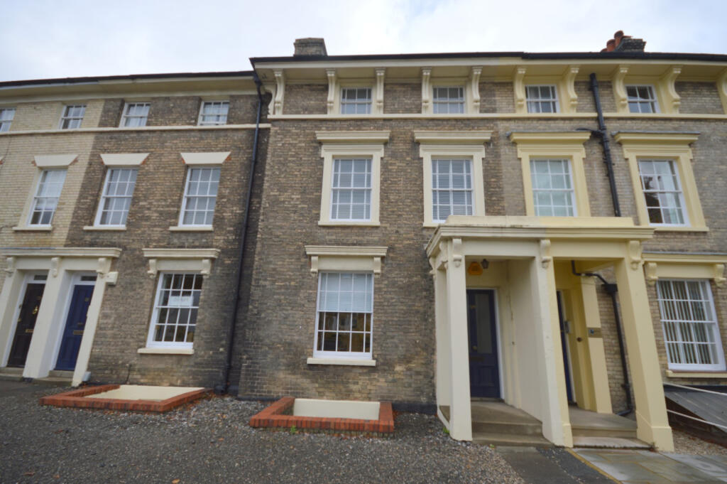 Main image of property: New London Road, Chelmsford, CM2 0RG