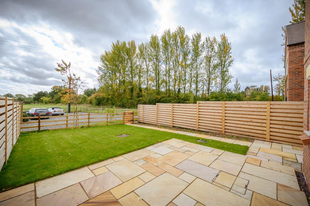 Additional image 12 of Warwick Road, Knowle, B93