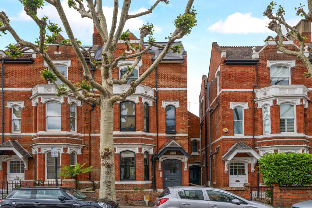 Apartment in London, Hurlingham, Fulham - More