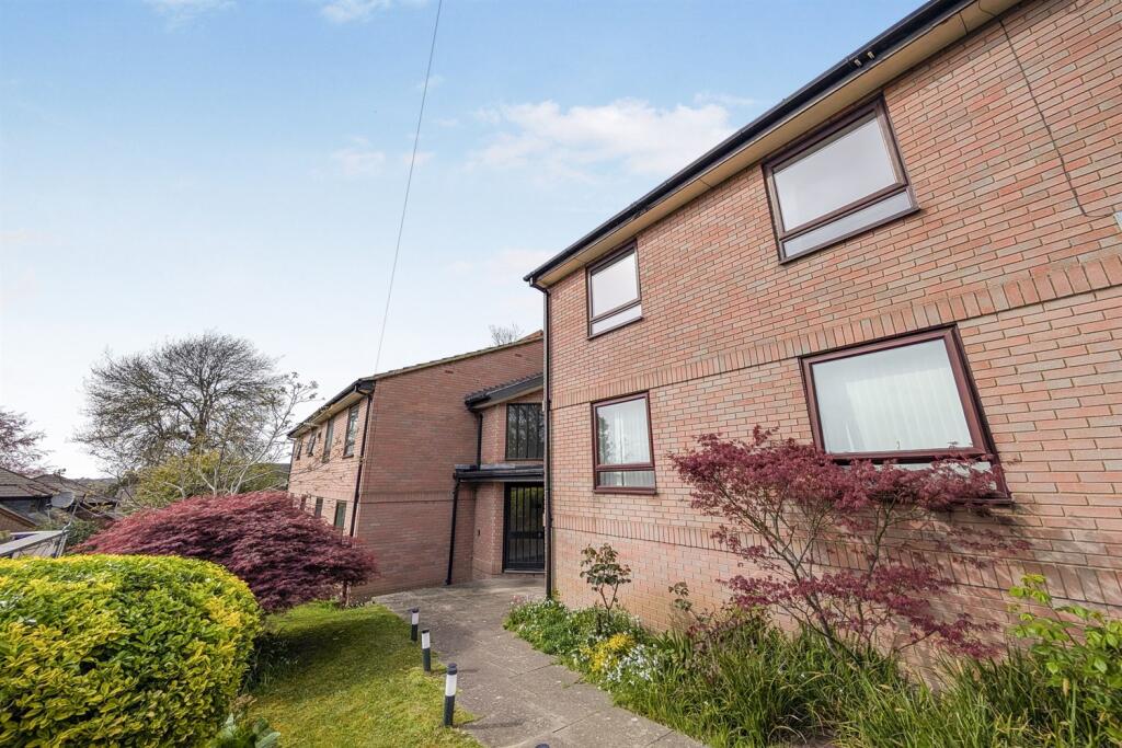 Main image of property: Midanbury Lane, SO18