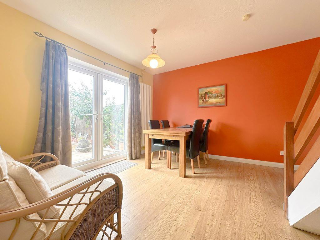 Sunderland Close, Melksham, Wiltshire, SN12 6TZ photo 5