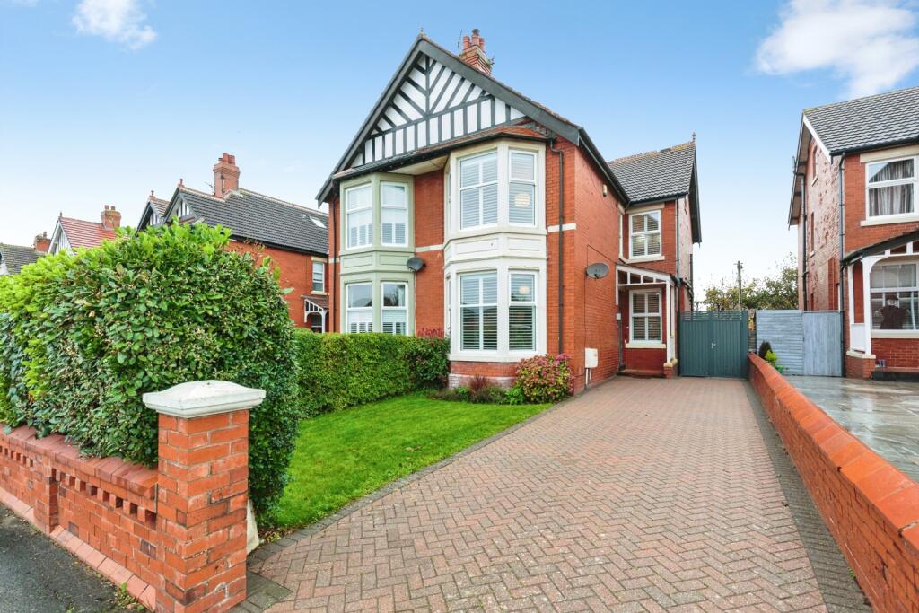 Main image of property: St. Leonards Road West, Lytham St. Annes, Lancashire, FY8