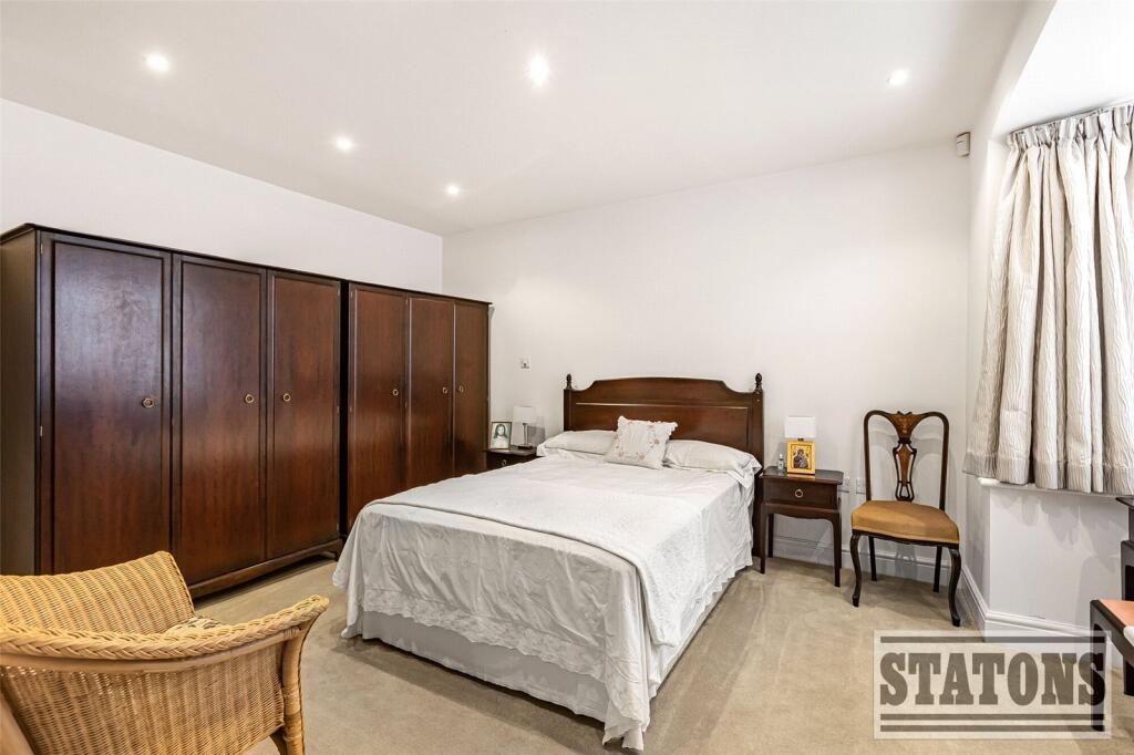 Additional image 10 of Bradmore Way, Brookmans Park, Hertfordshire, AL9