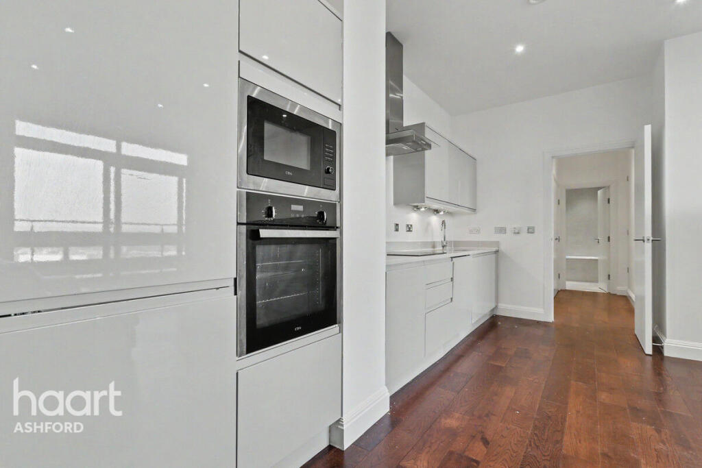 Main image of property: Park Street, Ashford