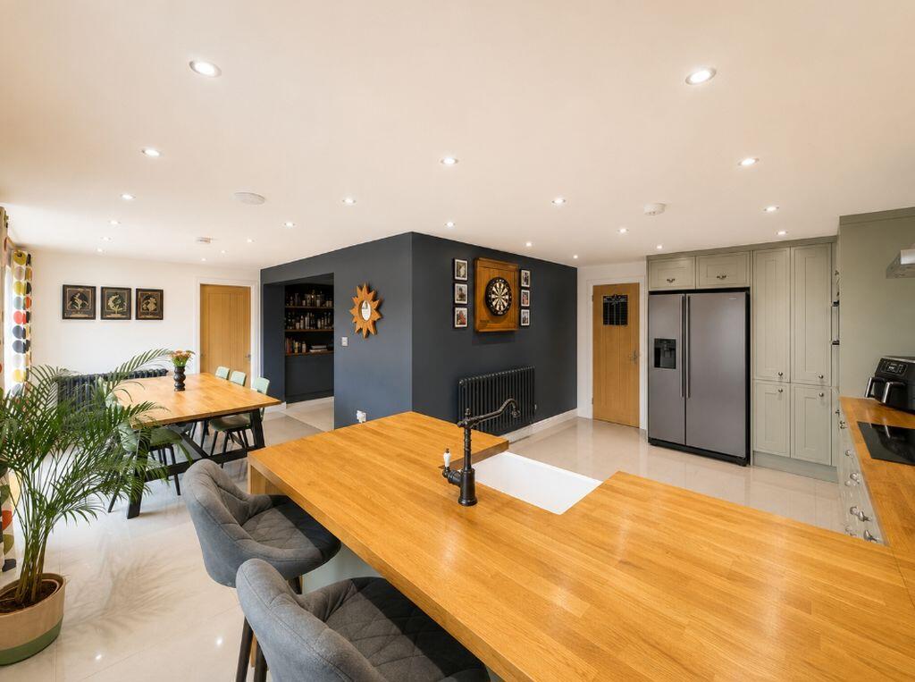 Laburnum Grove, Burntwood, WS7 4RE photo 4
