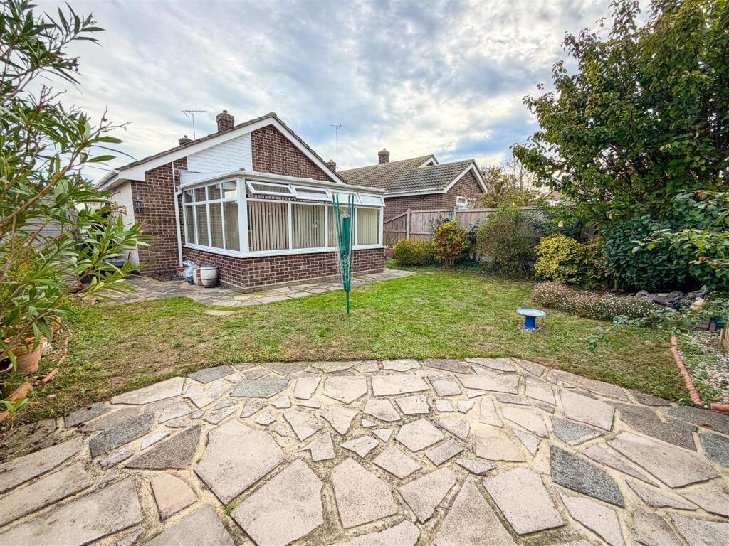 House in Walton-on-the-Naze, Frinton and Walton - View 5