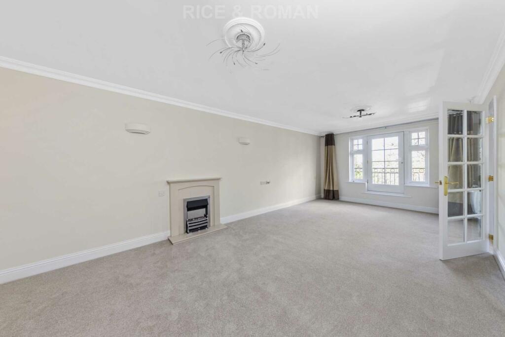 Pegasus Court, Leatherhead photo 2