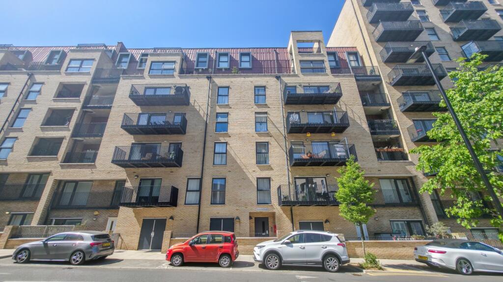 Main image of property: Knowles Court, 18 Brumwell Avenue, Woolwich, London, SE18