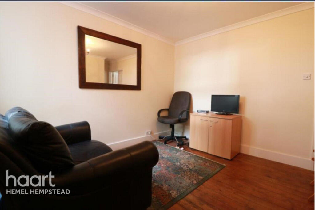 Main image of property: Leavesden Road, Watford