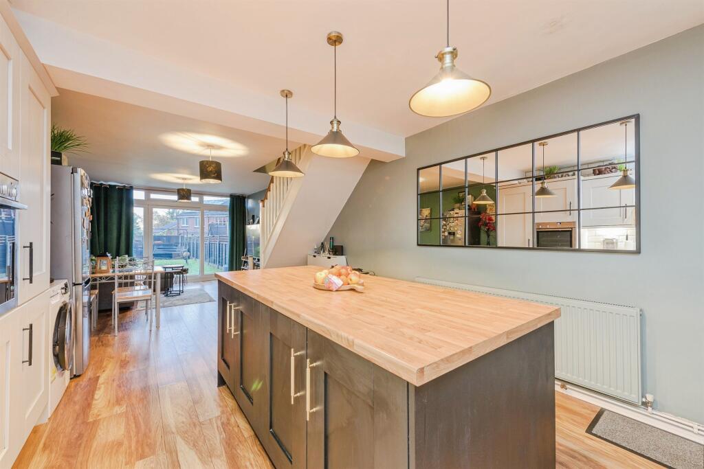 Additional image 4 of Hillcrest Close, Tamworth