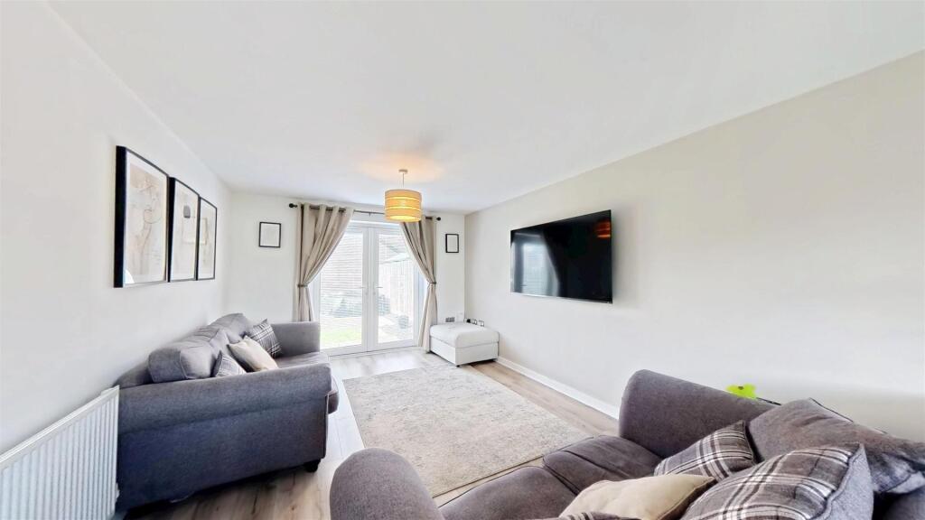 House in North Tyneside, East Benton Rise, Holystone - View 2