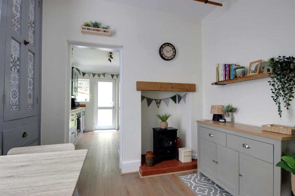 House in Hull, Kingston upon Hull - More