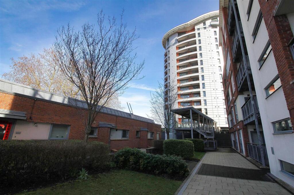 Main image of property: Horizon, City Centre, Bristol