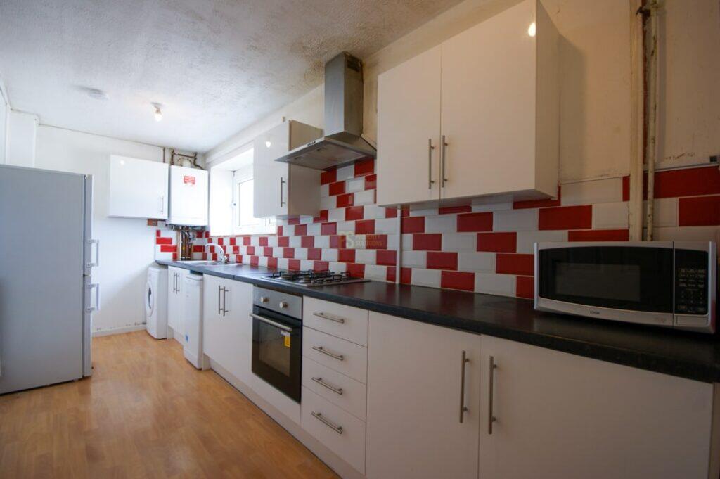 Duddeston Manor Road, Birmingham, B7 4JP