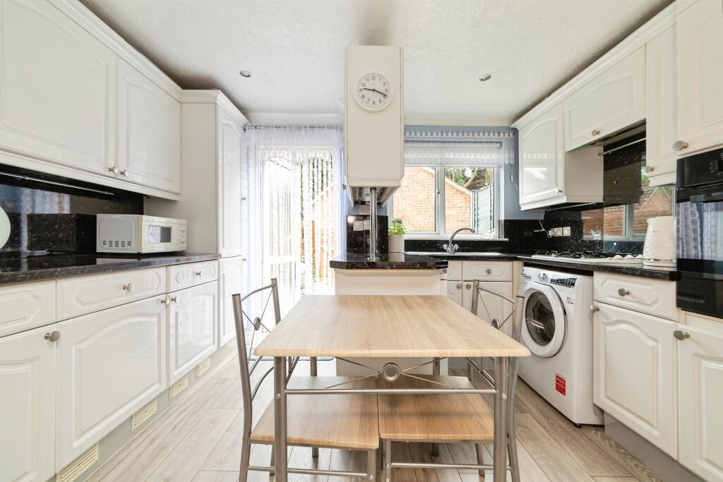 House in Arlesey - More