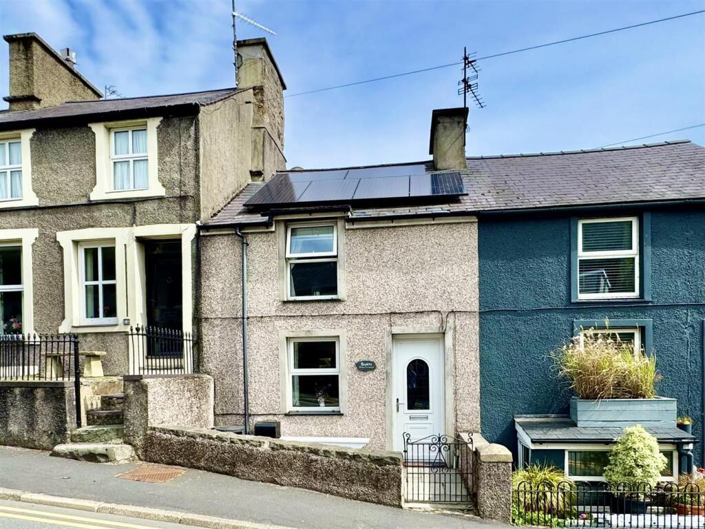 Main image of property: Ffordd Caernarfon, Pwllheli