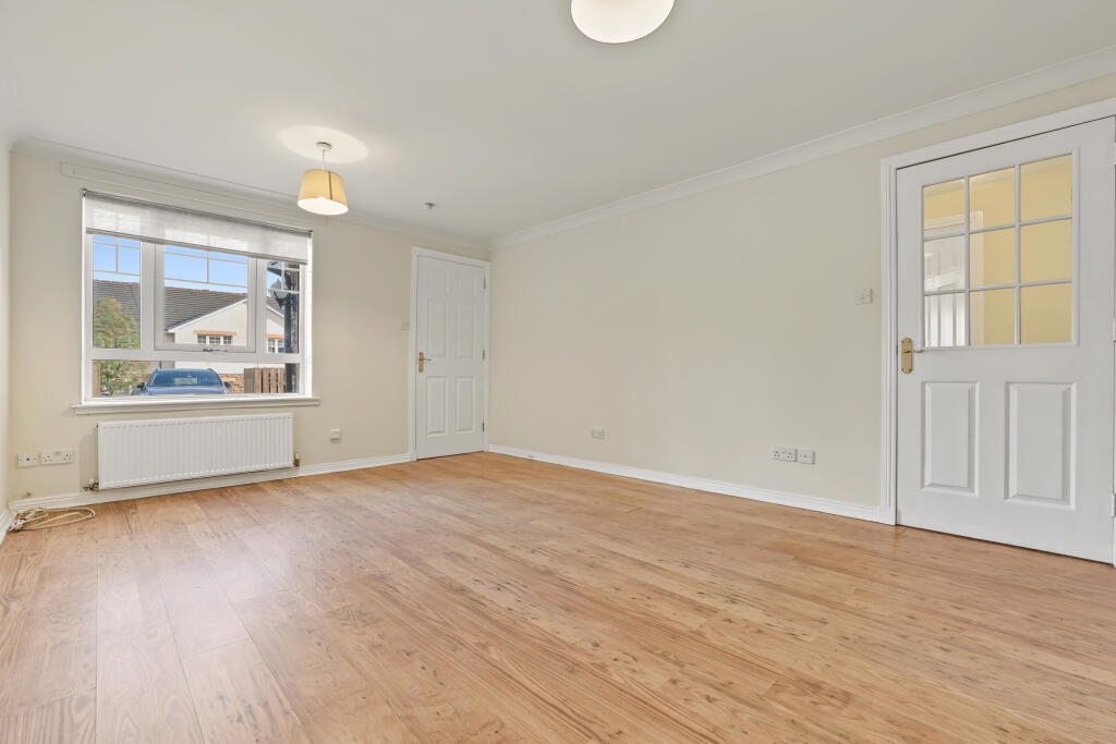 Apartment in Motherwell - More