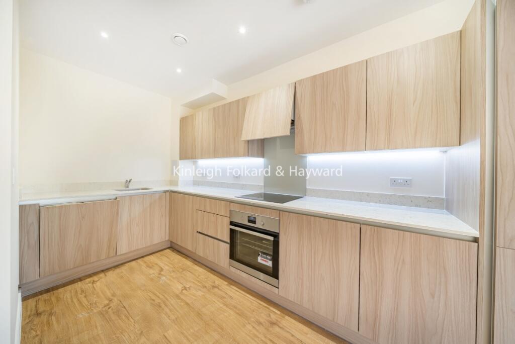 Main image of property: Springfield Place, Tooting, Wandsworth, SW17