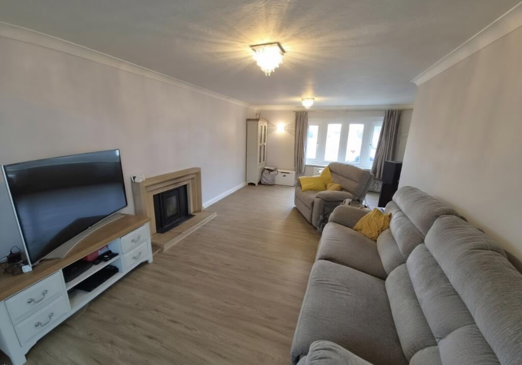 House in Salisbury - View 4