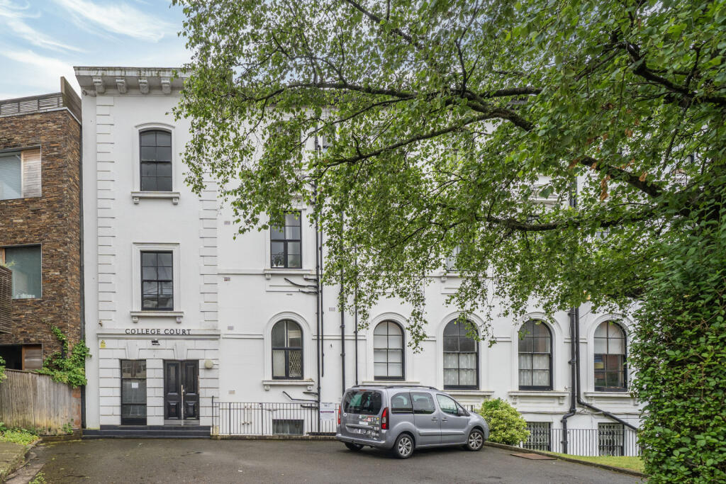 Main image of property: College Court, College Crescent, London, NW3