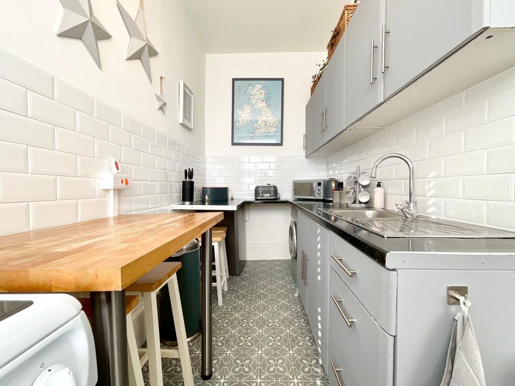 Apartment in Scarborough, North Yorkshire - View 4