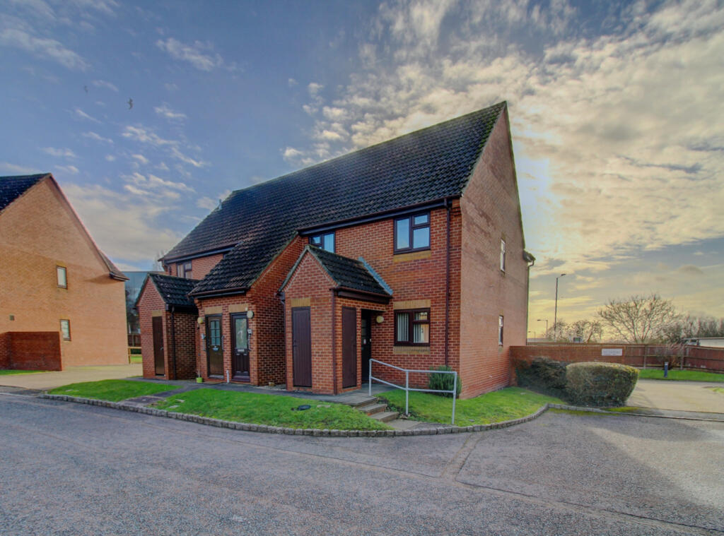 Main image of property: Lansdowne Way, High Wycombe, Buckinghamshire, HP11