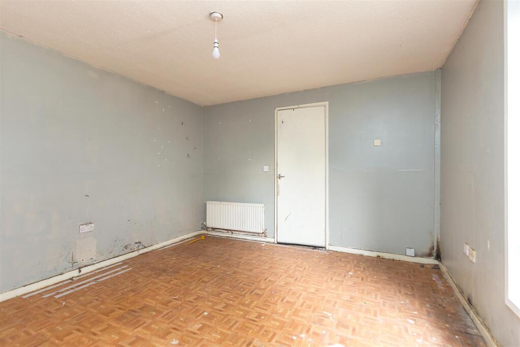House in Lancaster - View 4