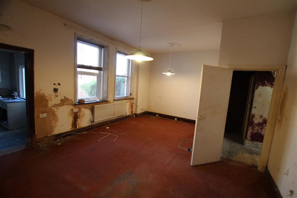 Apartment in Newcastle upon Tyne, Tyne and Wear - View 5