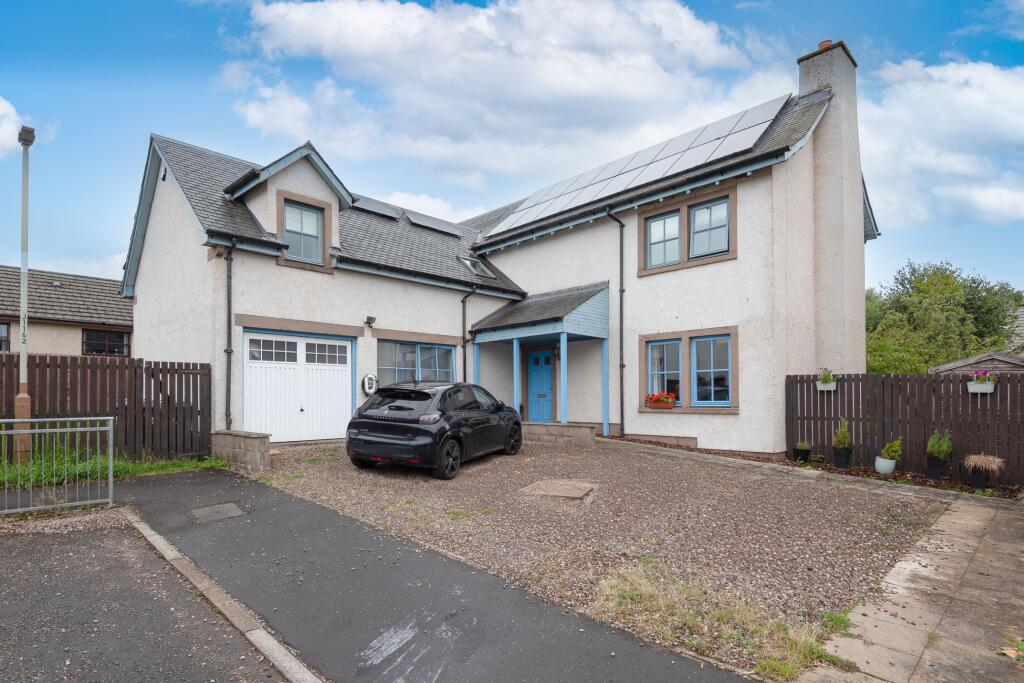 House in Longforgan, East Bank - More