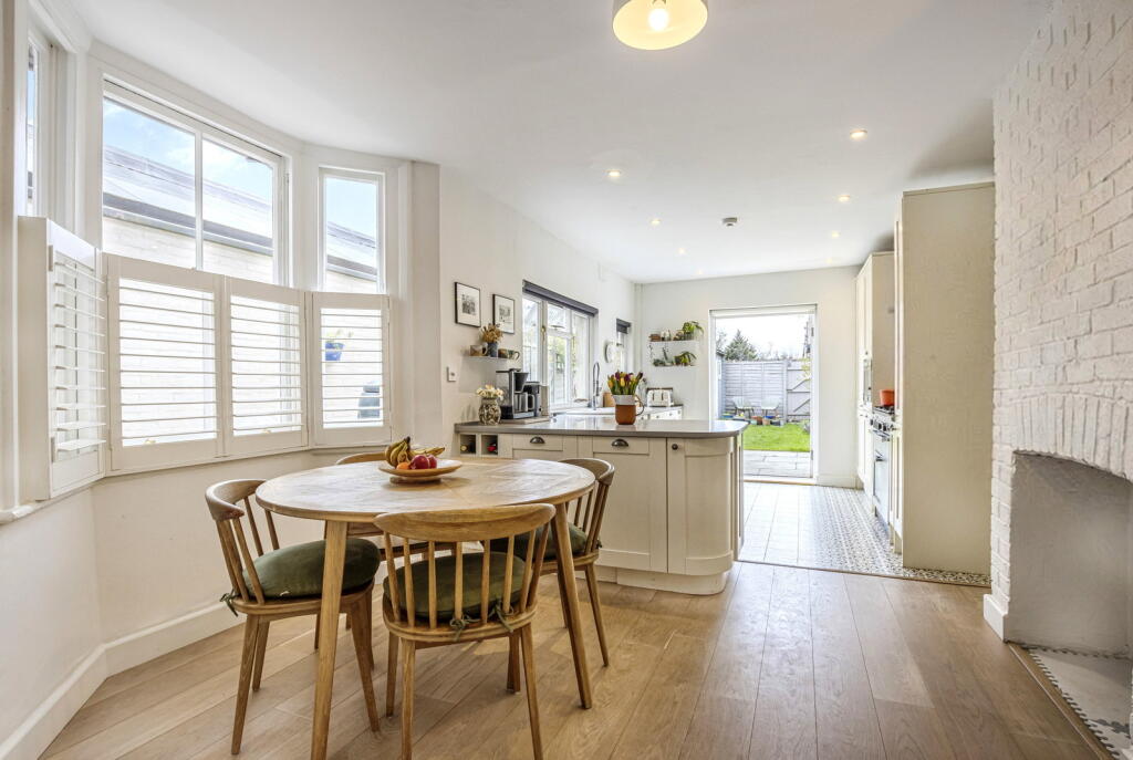 Myddleton Road, N22 photo 4