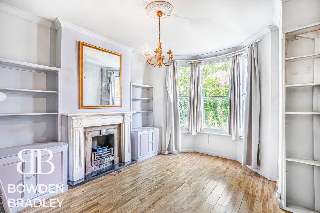 Apartment in London - View 3