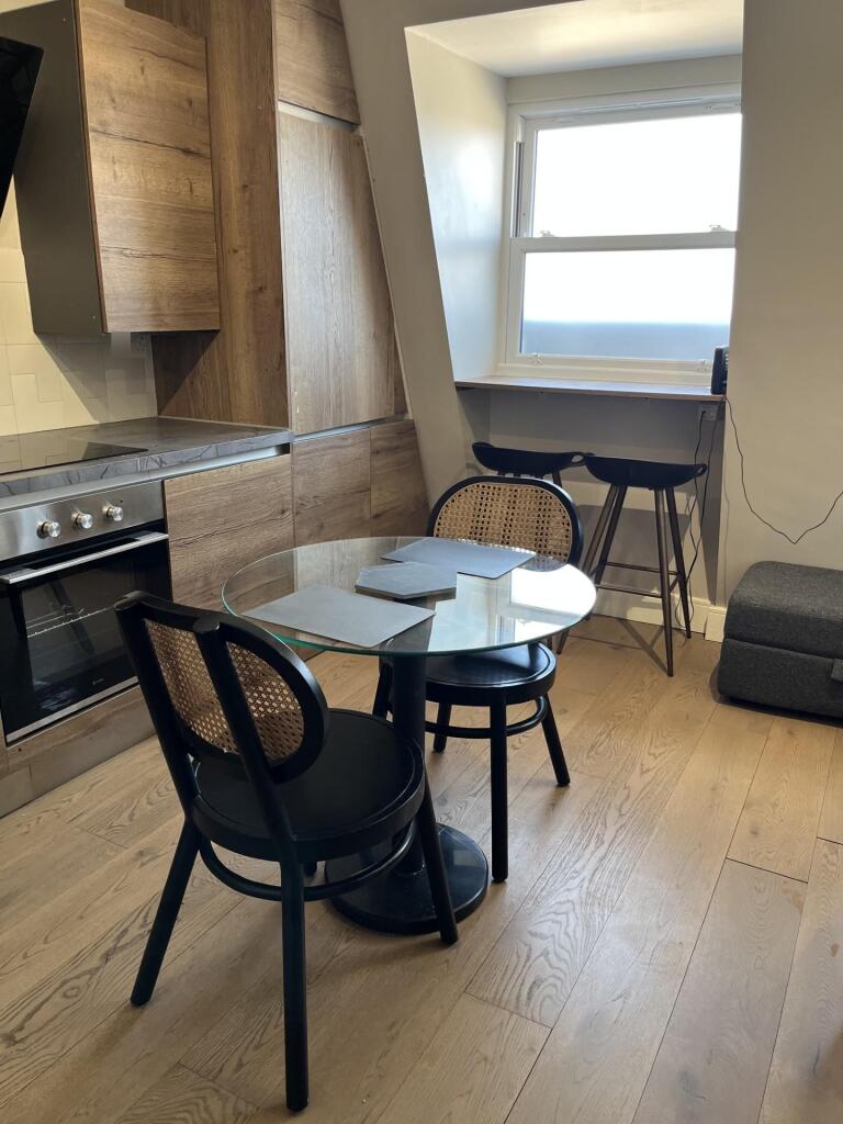 Apartment in London, Putney - View 5