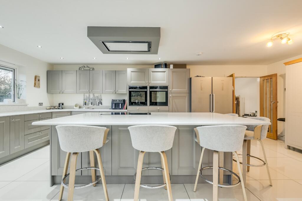 Additional image 6 of Burnham Green Road, Welwyn, Hertfordshire, AL6