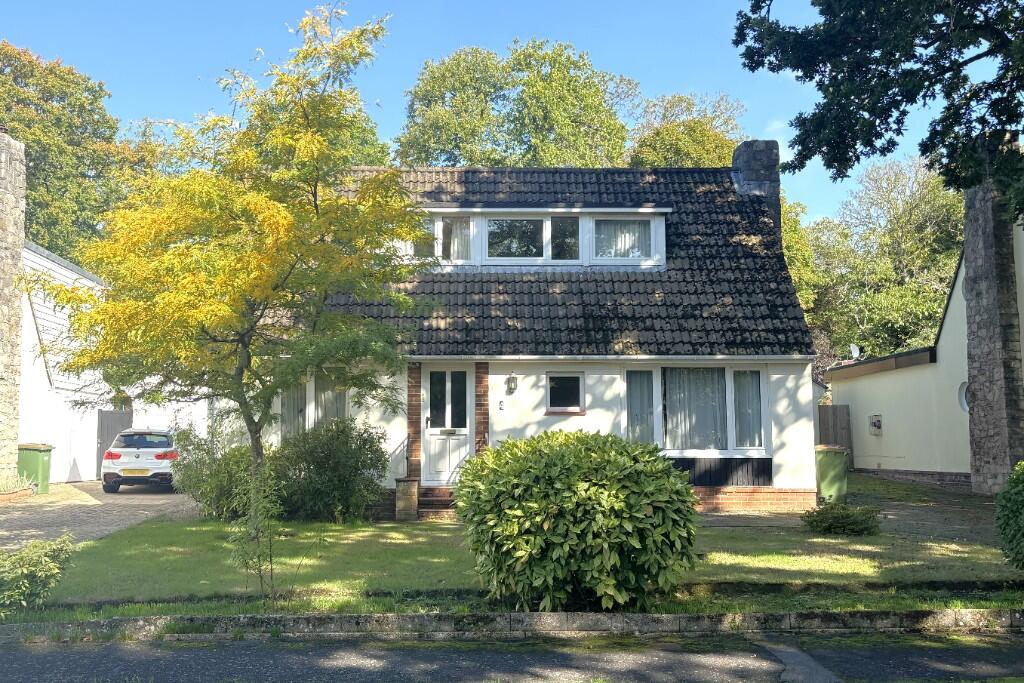 Main image of property: Woodlands Close, Hiltingbury, Chandler's Ford, SO53