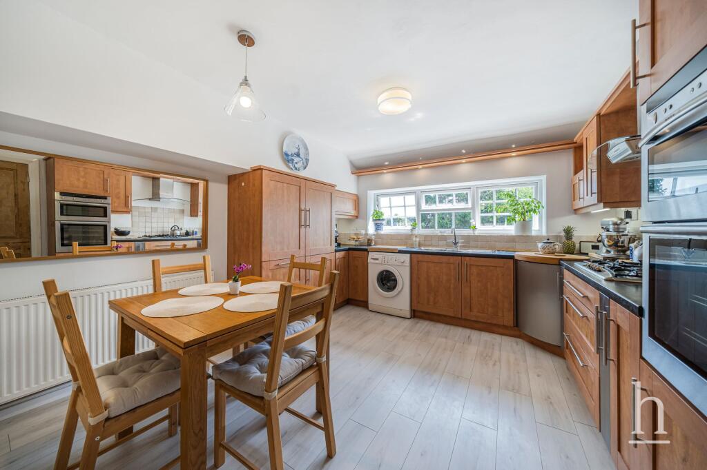 Grosvenor Place, Prenton, CH43 - View 3
