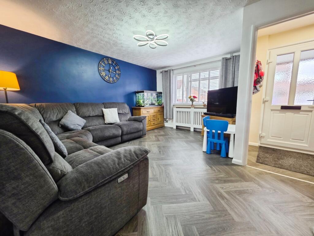 Broadfield Road, Eastington, Stonehouse - View 3