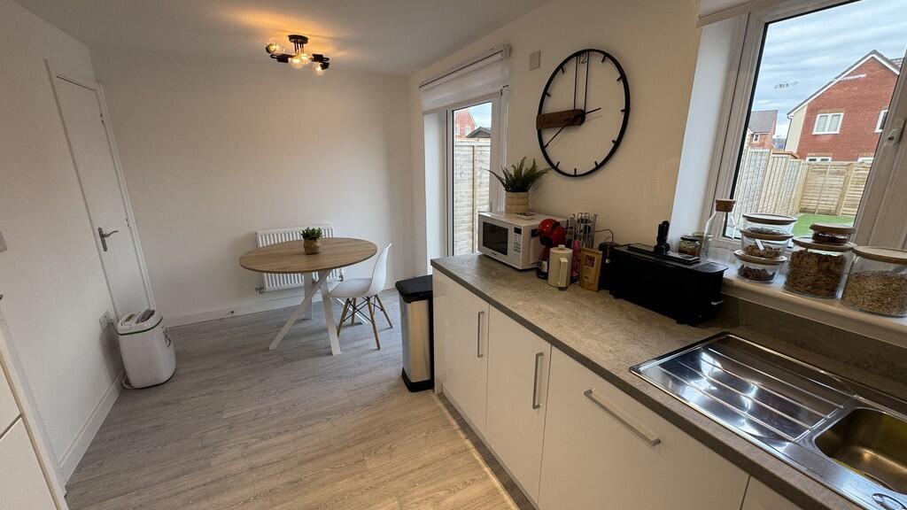 Hubble Road, Warminster photo 4