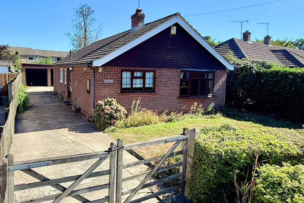 Main image of property: Woodchurch Road, Shadoxhurst