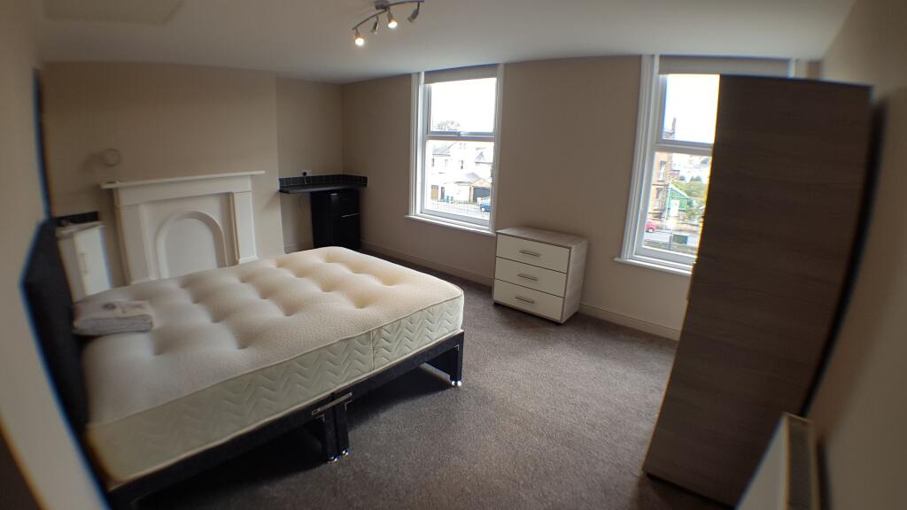 House in York - View 2