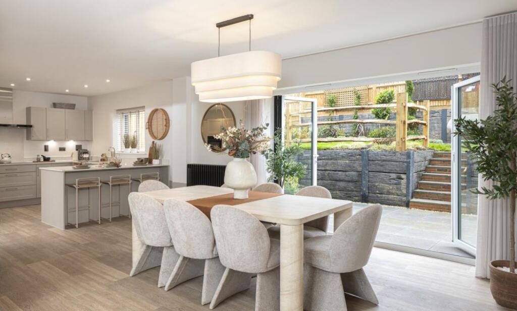 House in Tunbridge Wells, Hawkhurst - View 3