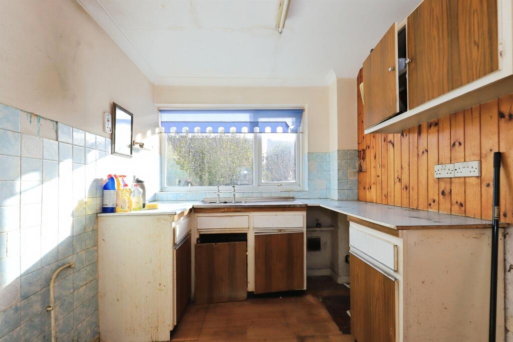 House in Wolverhampton - View 5
