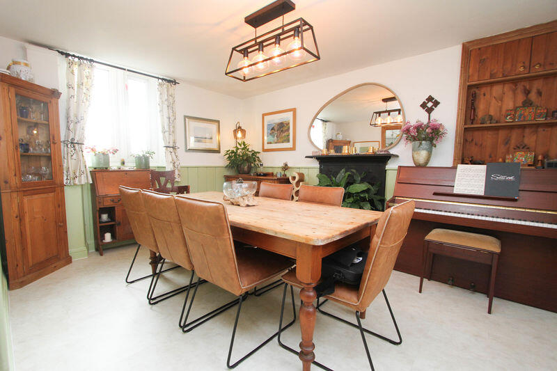 Kenn Village, Clevedon photo 4