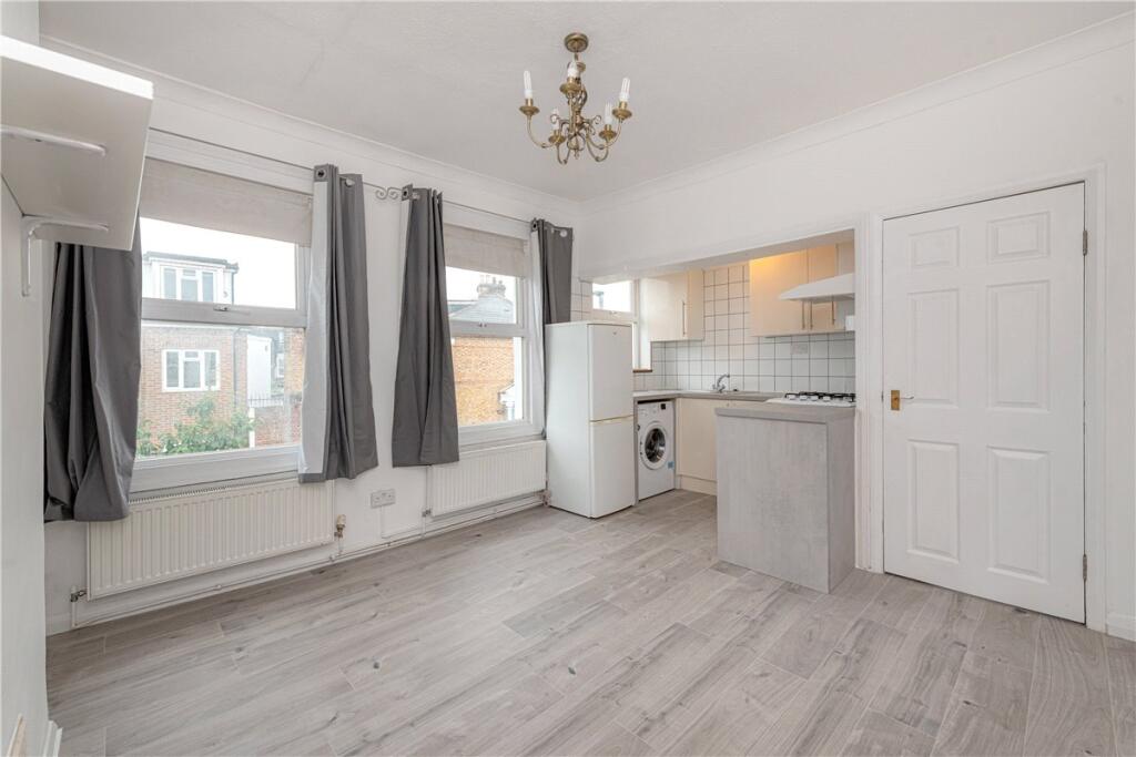 Main image of property: Graveney Road, London, SW17
