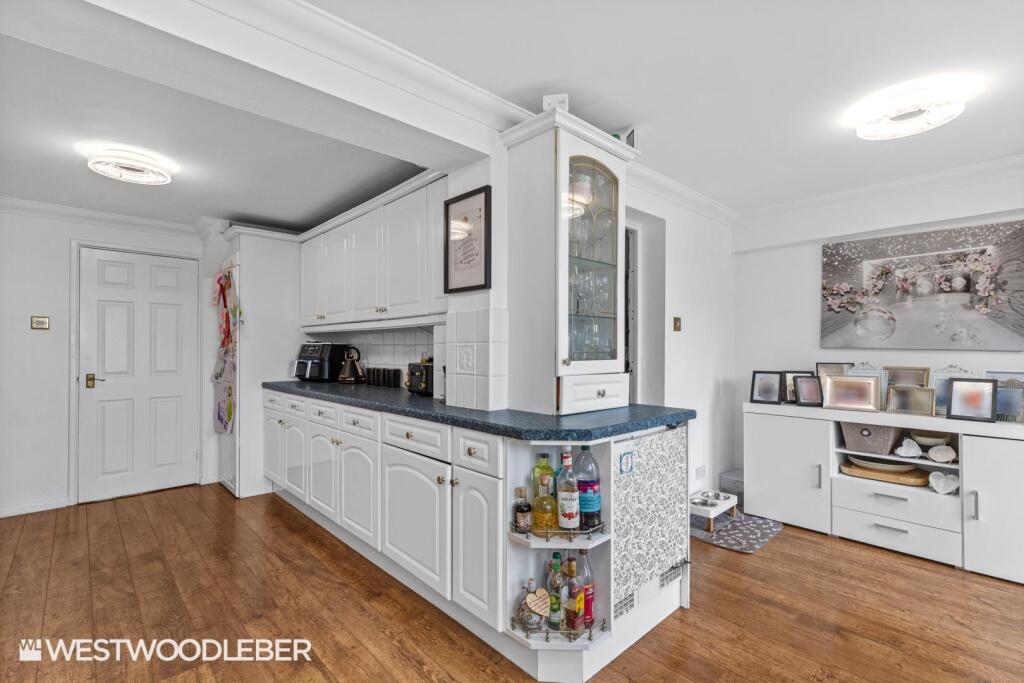 House in Enfield - More
