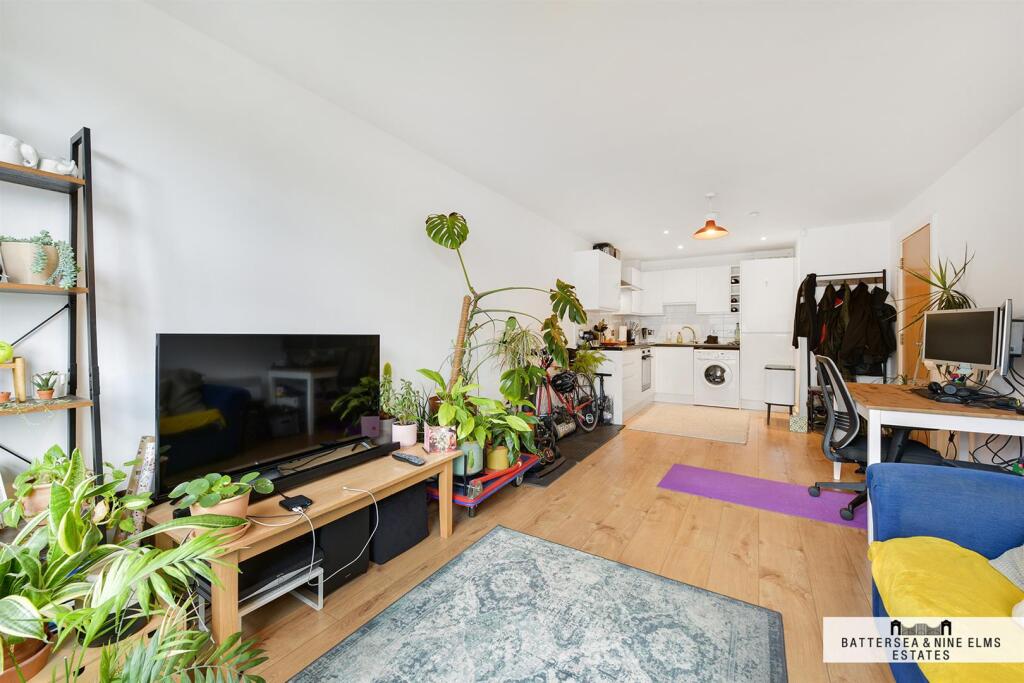 Main image of property: Ferndale Road, London