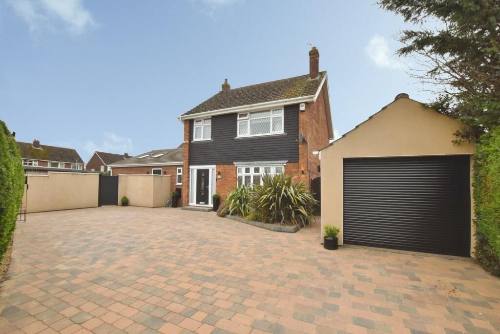 Main image of property: Cambridge Avenue, Scunthorpe