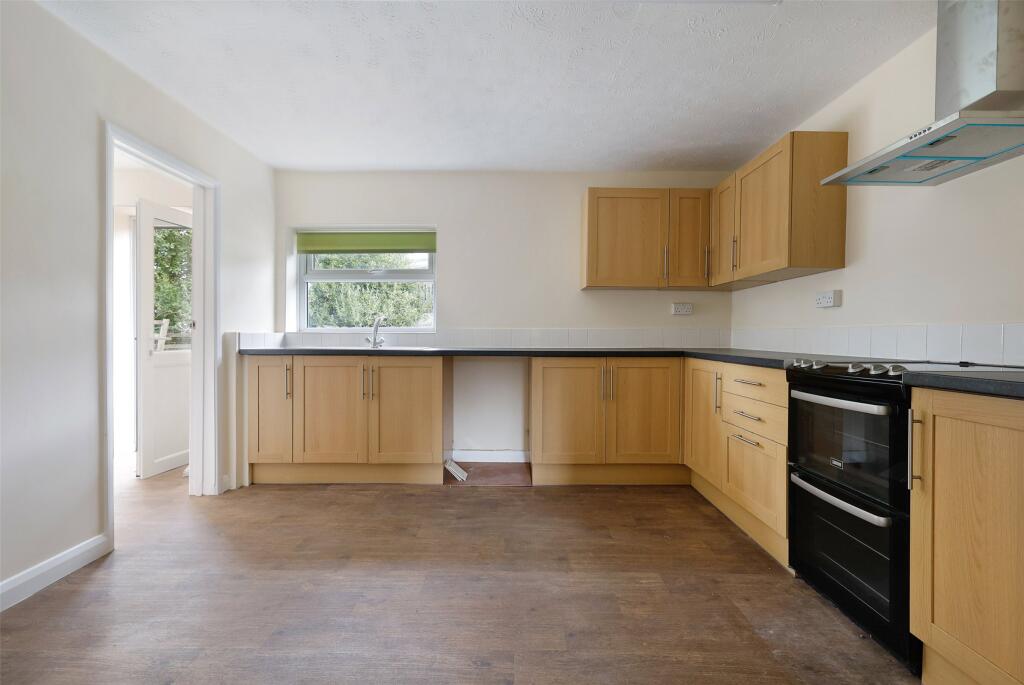 House in Redhill - View 5
