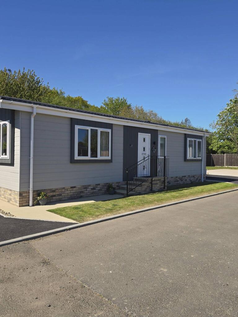 House in Great Yarmouth, Belton with Browston - View 2