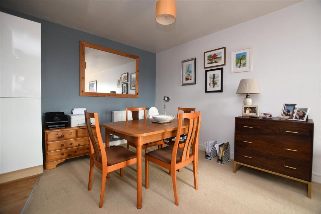 Apartment in Bristol - View 4