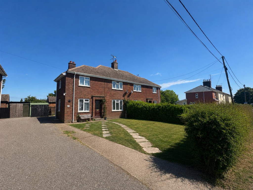 3-bed semi-detached on Marsh Road, Burnham-on-Crouch, £330,000